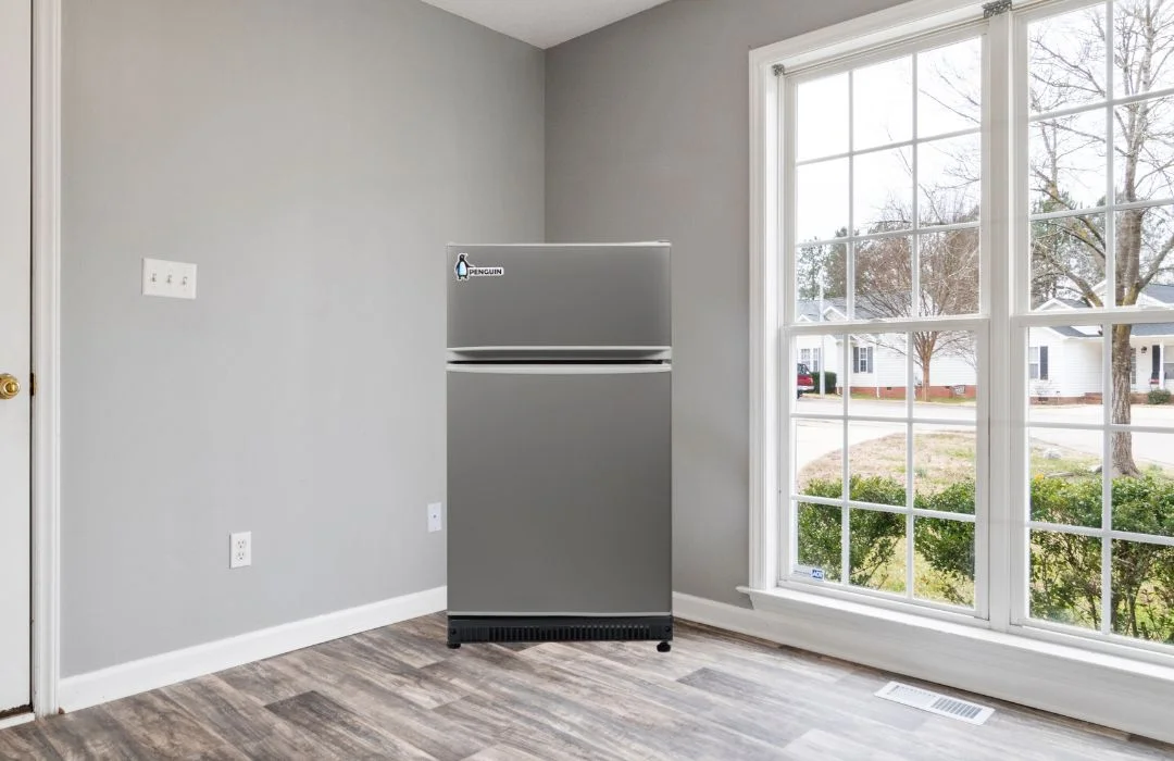ثلاجة ميني بار بينجوين ثلاجة ميني بار بينجوين
