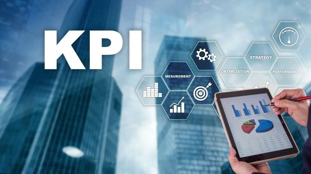 تتبع الأداء وتحليل النتائج تتبع الأداء وتحليل النتائج