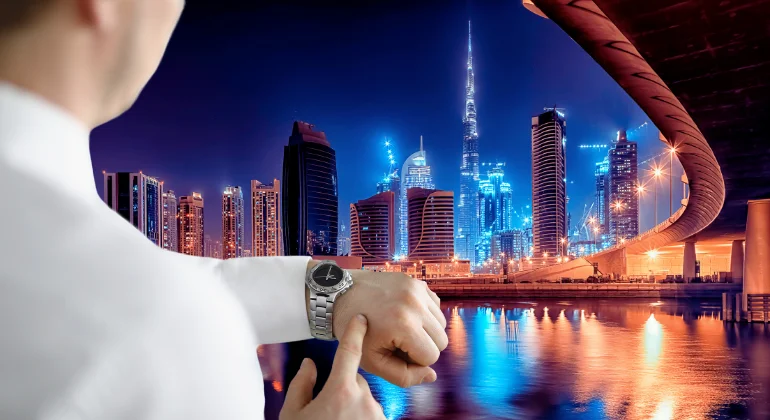 الوقت المناسب للسفر الي دبي